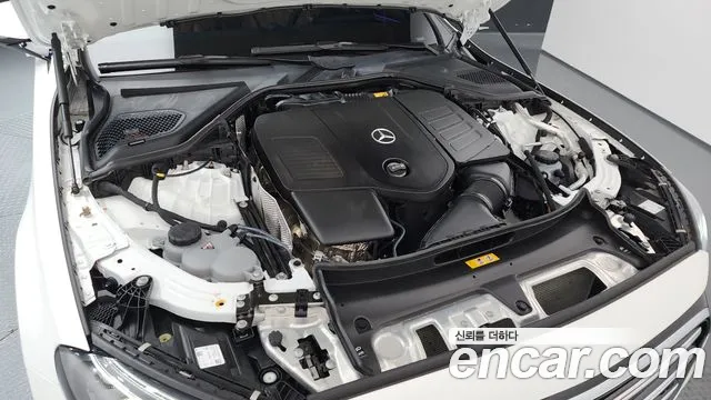 Mercedes-Benz E-Class E-класс W214 E300 4MATIC Exclusive — Фото автомобиля 6