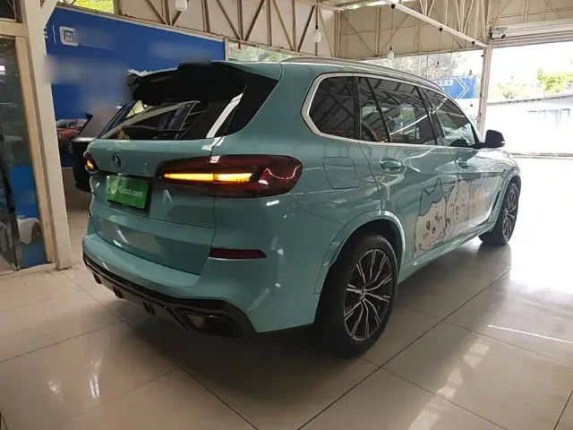 BMW X5 — Фото автомобиля 6