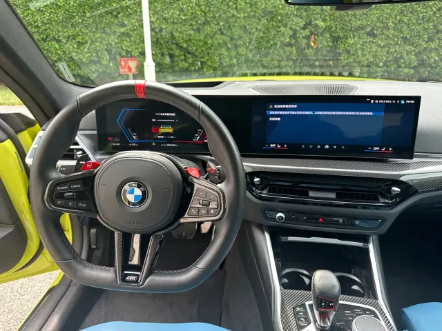 BMW M4 — Фото автомобиля 11