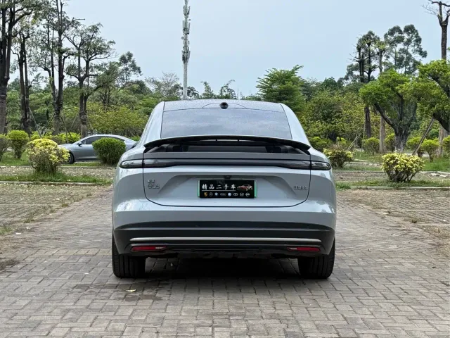 Nio EC6 — Фото автомобиля 18