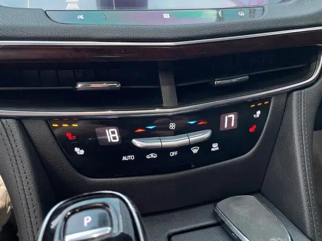 Cadillac CT6 — Фото автомобиля 12