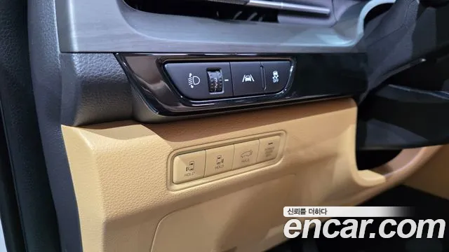 Kia Canival Carnival 4 поколение Дизель 7 мест Signature — Фото автомобиля 12