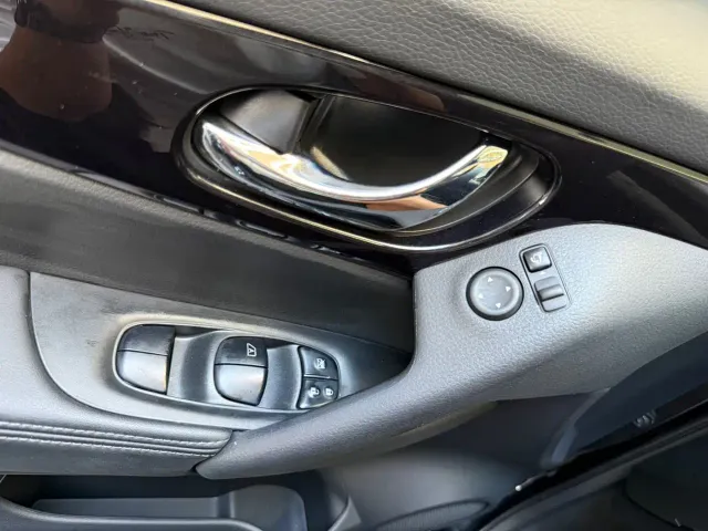 Nissan X-Trail — Фото автомобиля 16
