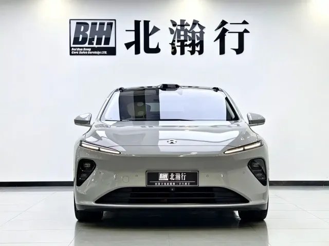 Nio ET7 — Фото автомобиля 2