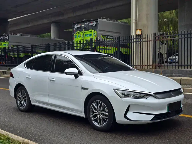 BYD Qin PLUS — Фото автомобиля 7