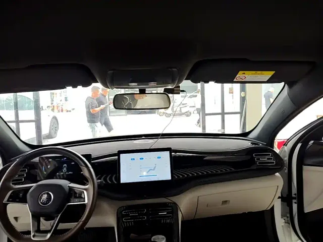 BYD Qin PLUS — Фото автомобиля 17