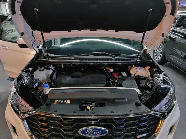 Ford Edge — Фото автомобиля 19