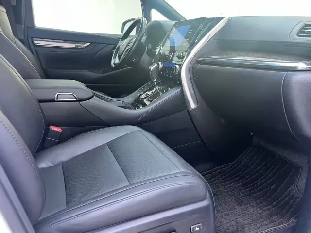 Toyota Alphard — Фото автомобиля 5