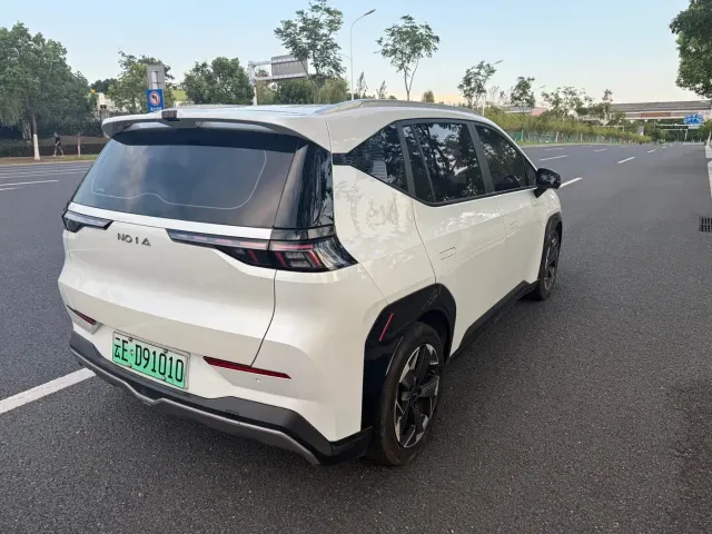 GAC Aion Y — Фото автомобиля 4
