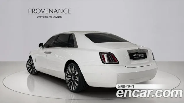 Rolls-Royce Ghost — Фото автомобиля 8