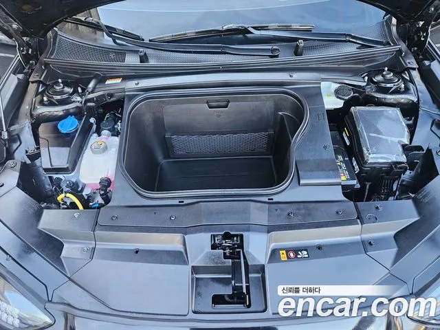 Hyundai Ioniq 6 — Фото автомобиля 12