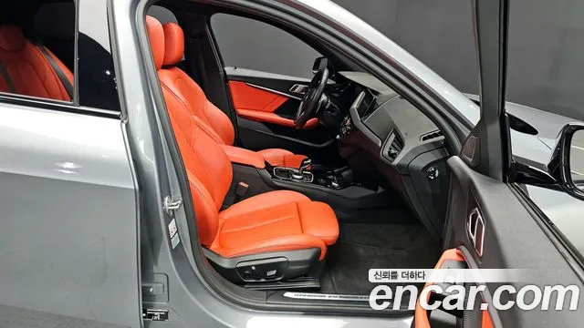 BMW 1 Series F40 — Фото автомобиля 25