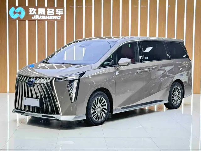 Фотография автомобиля — GAC Trumpchi M8