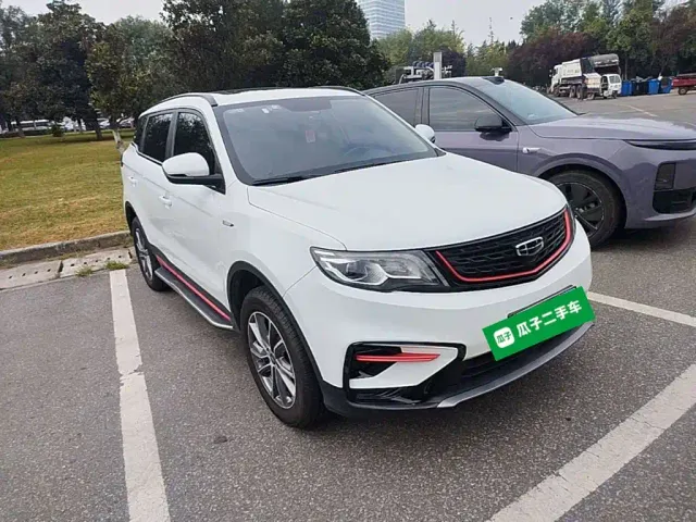Geely Boyue — Фото автомобиля 3