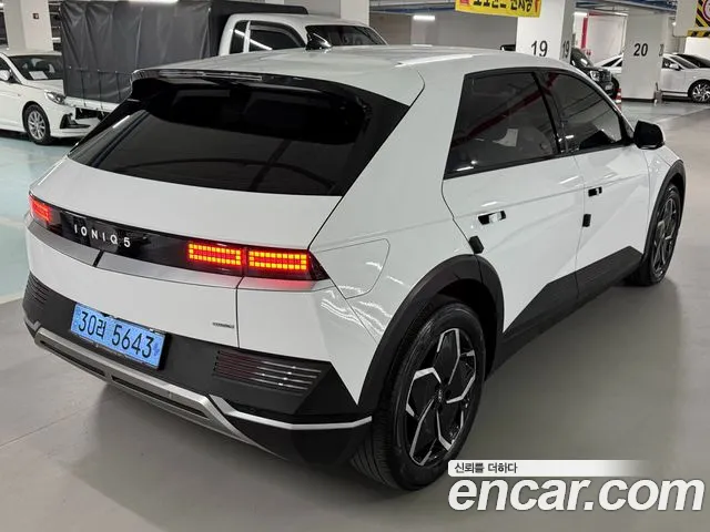 Hyundai Ioniq 5 — Фото автомобиля 2