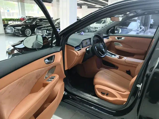 Shangjie SUV — Фото автомобиля 15