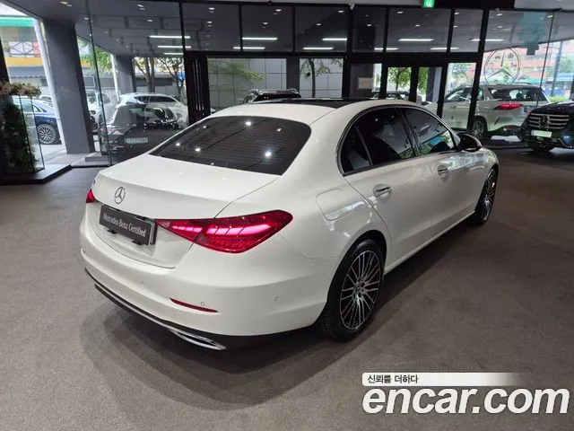 Mercedes-Benz C-Class — Фото автомобиля 2