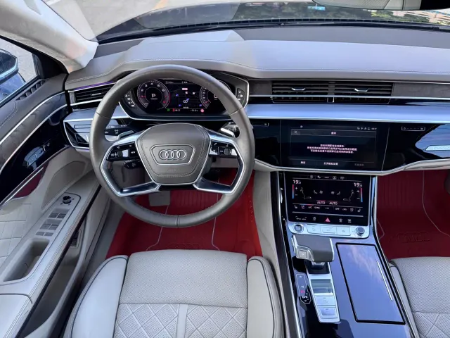Audi A8 — Фото автомобиля 11
