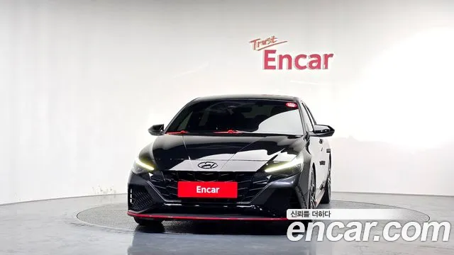 Hyundai AVANTE — Фото автомобиля 3