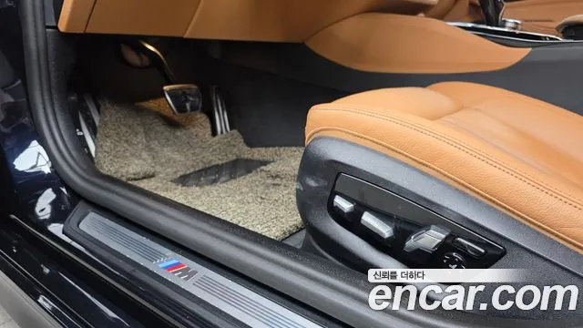 BMW 5 Series G30 — Фото автомобиля 30