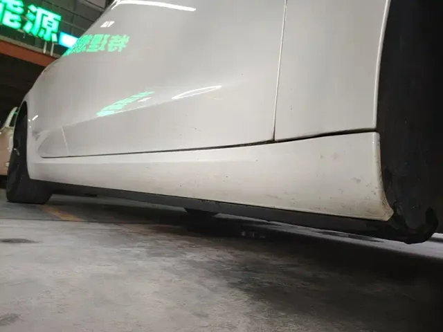 Tesla Model 3 — Фото автомобиля 20