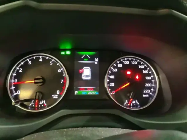 Toyota Wildlander — Фото автомобиля 14
