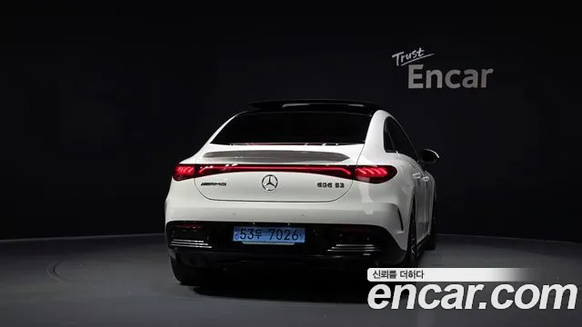 Mercedes-Benz EQE — Фото автомобиля 4