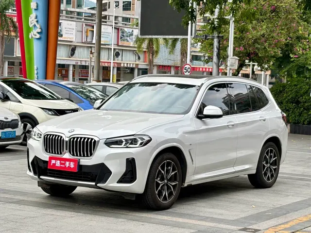 Фотография автомобиля — BMW X3