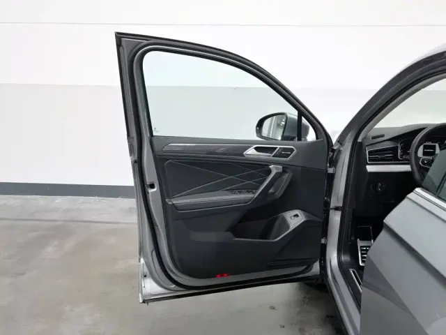 Volkswagen Tiguan L — Фото автомобиля 16