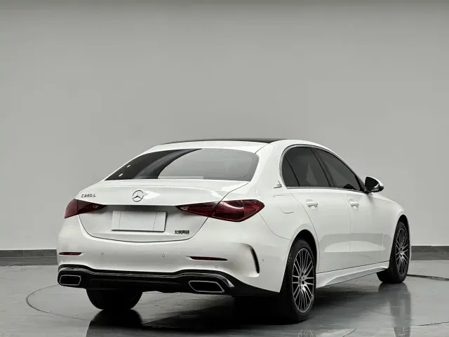 Mercedes-Benz C-Class — Фото автомобиля 8