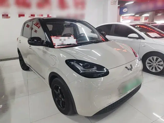 Wuling Bingo — Фото автомобиля 3