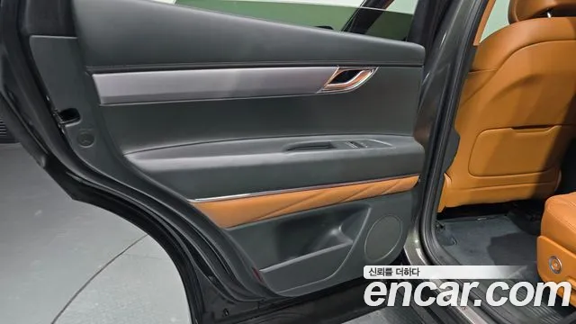 Genesis GV80 — Фото автомобиля 14