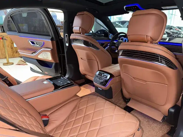 Mercedes-Benz S-Class — Фото автомобиля 14