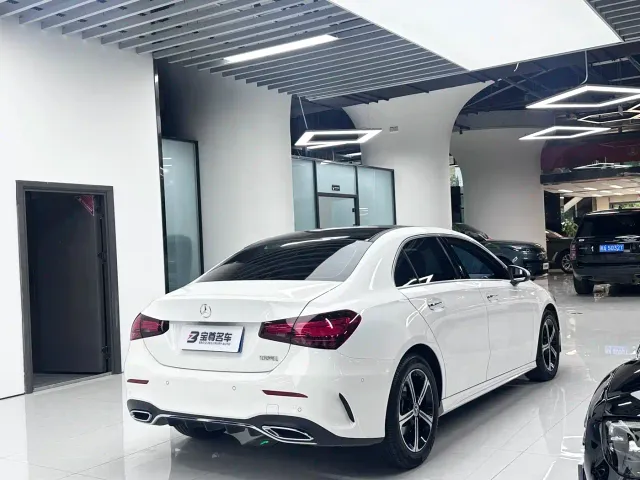 Mercedes-Benz A-Class — Фото автомобиля 13