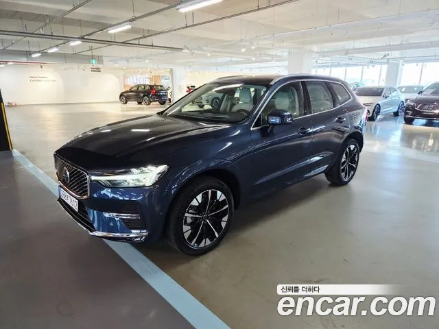 Volvo XC60 Generation 2 — Фото автомобиля 2