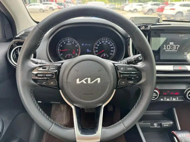 Kia KX1 — Фото автомобиля 11
