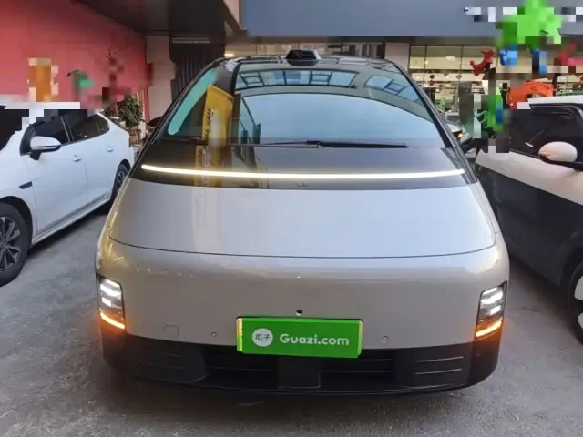 Li Auto MEGA — Фото автомобиля 2
