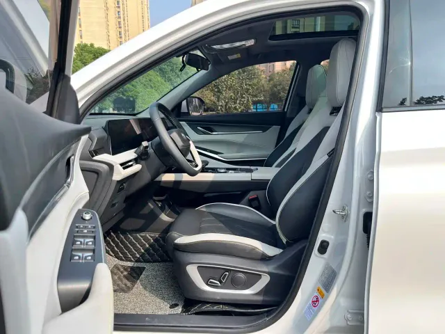 Changan CS75 Plus — Фото автомобиля 14