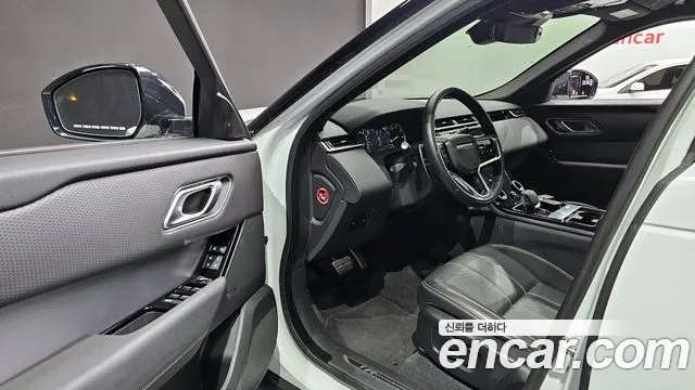 Land Rover Range Rover Velar Range Rover Velar 2.0 P250 R-Dynamic SE — Фото автомобиля 11