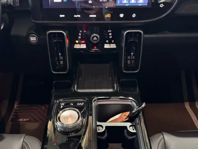 Haval Big Dog — Фото автомобиля 18
