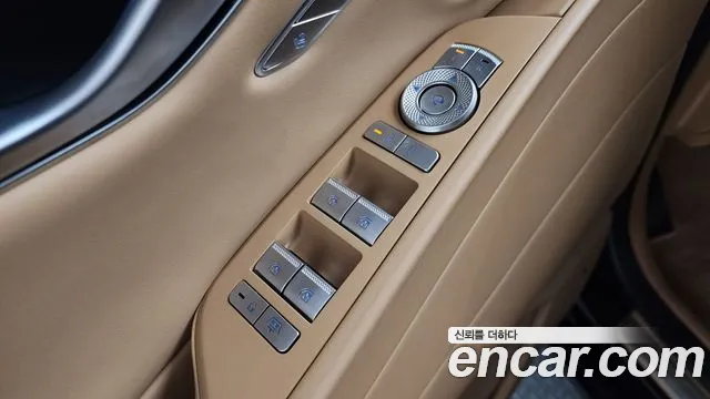 Genesis G80 Бензин 2.5 турбо 2WD — Фото автомобиля 30