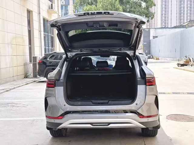 BYD Song PLUS — Фото автомобиля 19