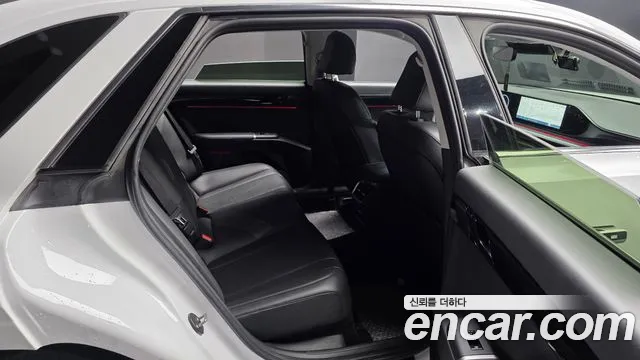 Hyundai Grandeur GN7 — Фото автомобиля 17