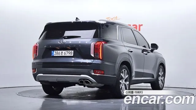 Hyundai Palisade Palisade Дизель 2.2 2WD — Фото автомобиля 2