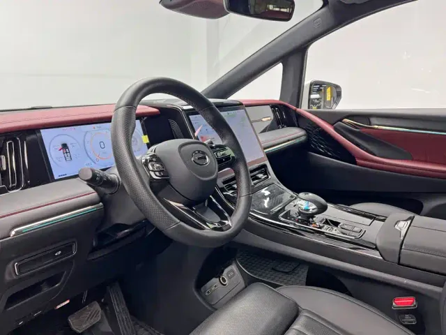 GAC Trumpchi M8 — Фото автомобиля 13