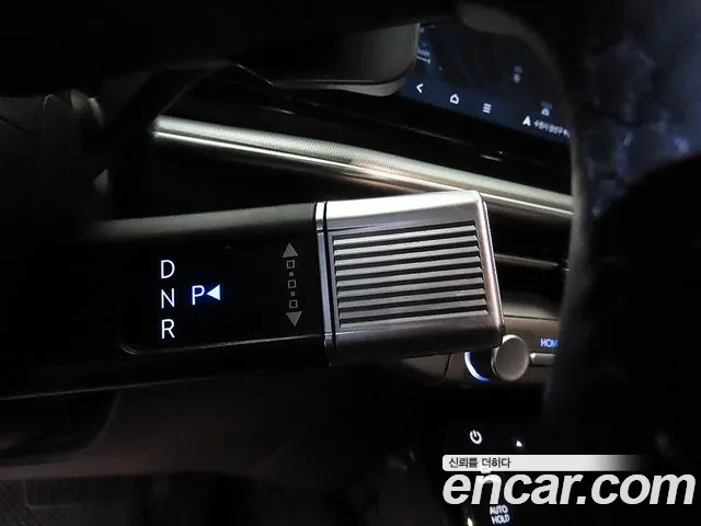 Hyundai Grandeur GN7 — Фото автомобиля 12