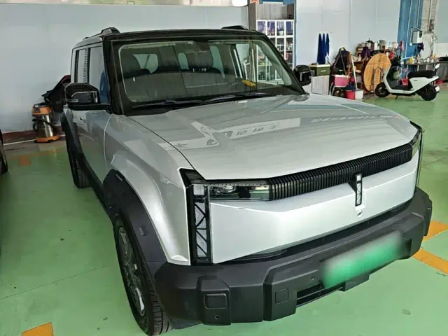 iCAR 03 — Фото автомобиля 3