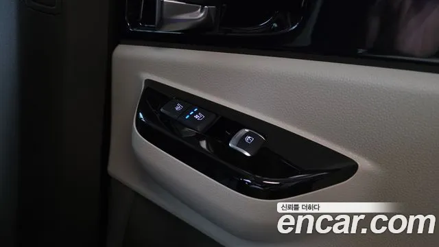 Kia Canival Carnival 4 поколение 9 мест Hi-Limousine — Фото автомобиля 23
