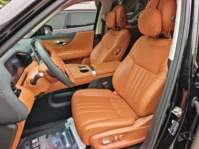 GAC Trumpchi Xiangwang S9 — Фото автомобиля 14