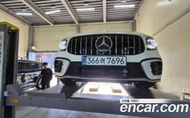 Фотография автомобиля — Mercedes-Benz GLB-Class X247